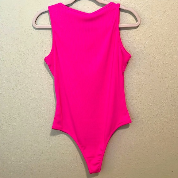 NWT S. Christina Collection Hot Pink Ribbed Bodysuit. L/XL - Picture 2 of 5